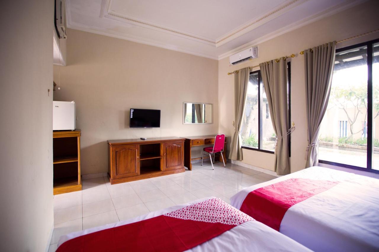 Oyo 3207 Hotel Gracia Бандар-Лампунг Экстерьер фото